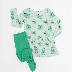 Bums & Roses Shamrockin Sparkle top & tights. 4T worn once